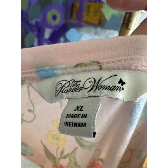 The Pioneer Woman XL Pink Floral 3/4 Sleeve V-Neck Soft Stretchy Top Tee - Picture 6 of 6